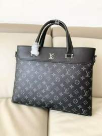 Picture of Louis Vuitton Mens Bags _SKUfw216209447fw